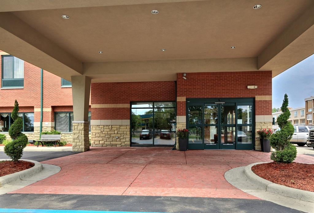 Comfort Suites Canton - Detroit Luaran gambar