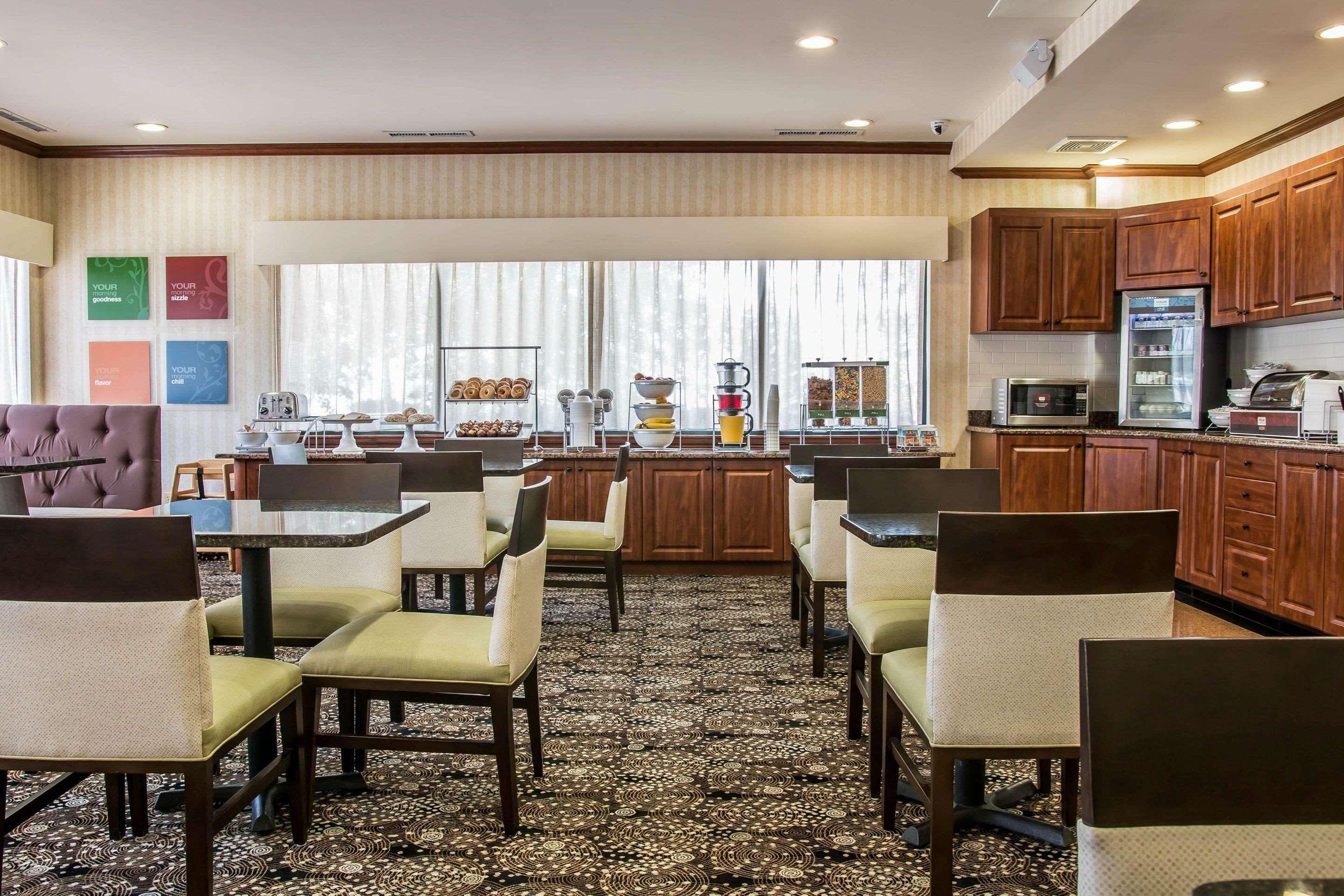 Comfort Suites Canton - Detroit Luaran gambar