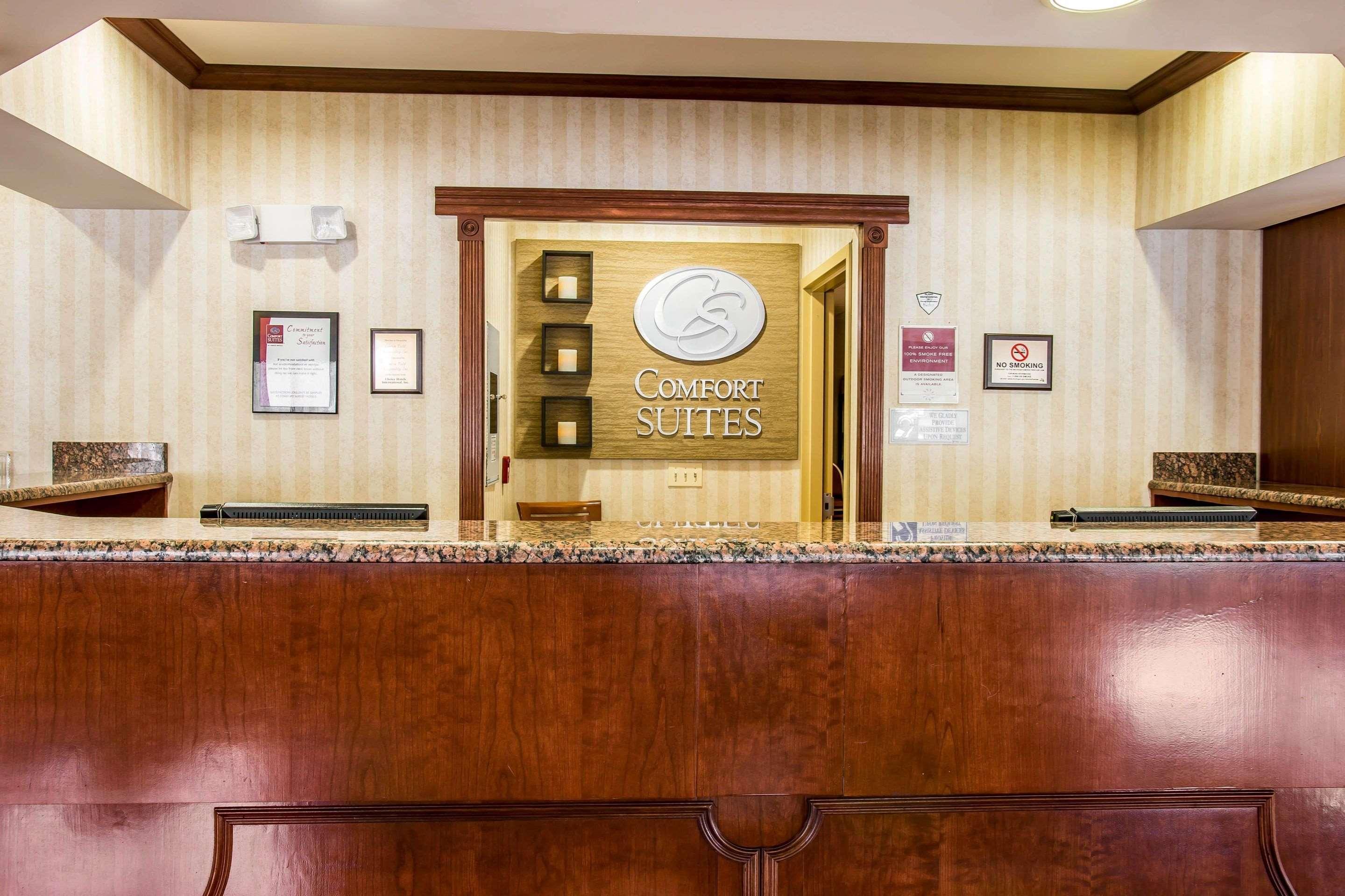Comfort Suites Canton - Detroit Luaran gambar